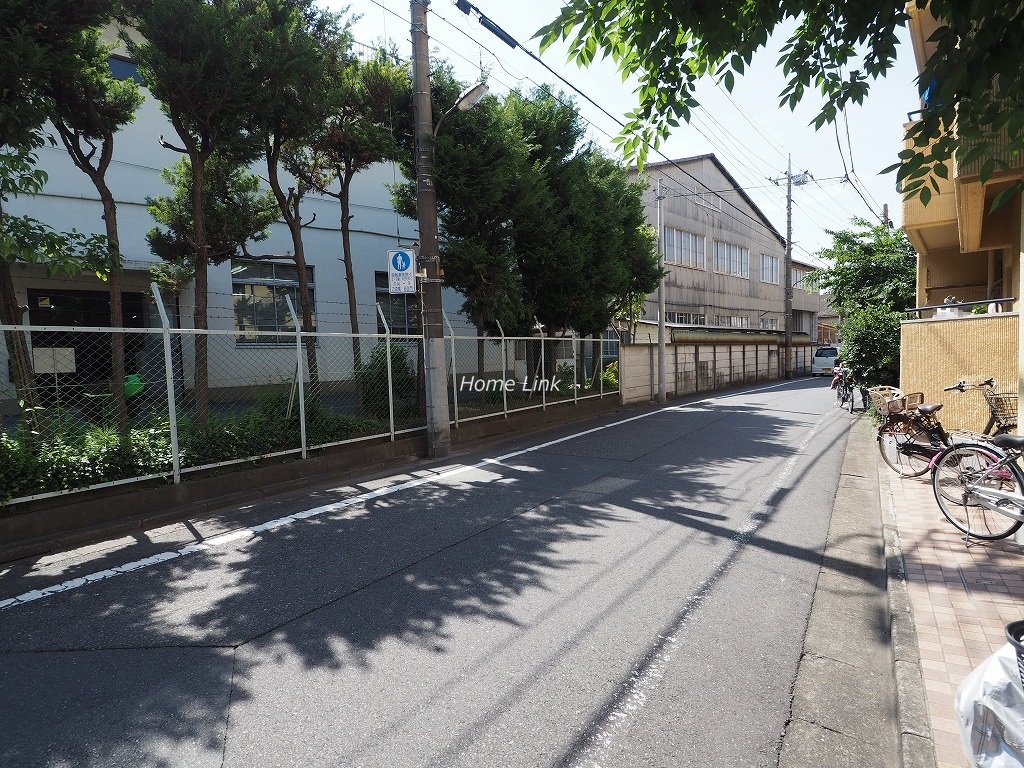 江古田プリンスマンション　前面道路